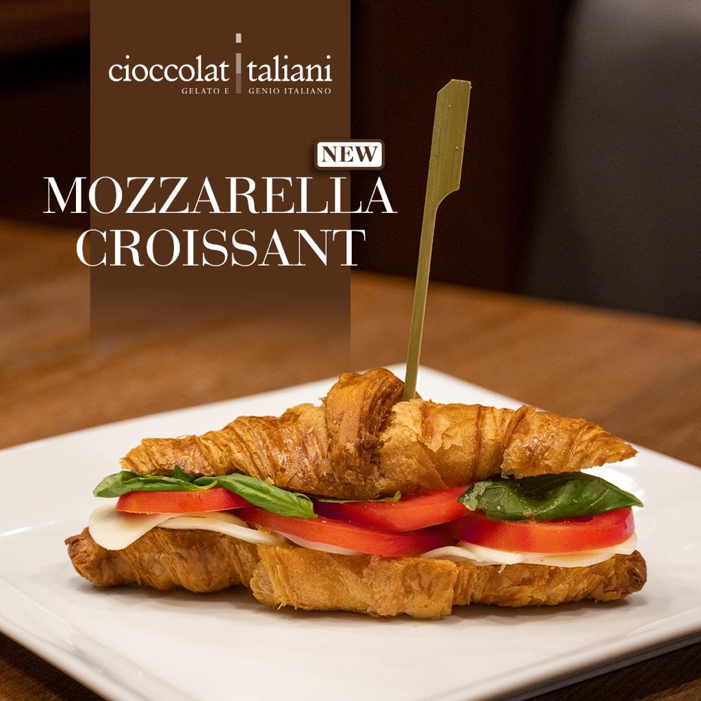 Mozzarella Croissant